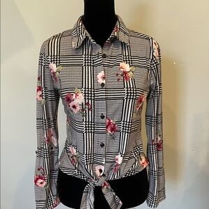 Floral Plaid Women's Top tie in front rue21 small